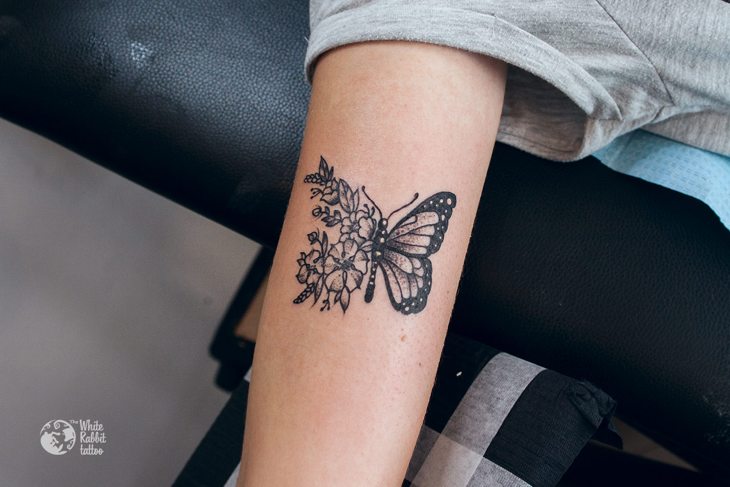 Rysunkowe tatuaże - motyl